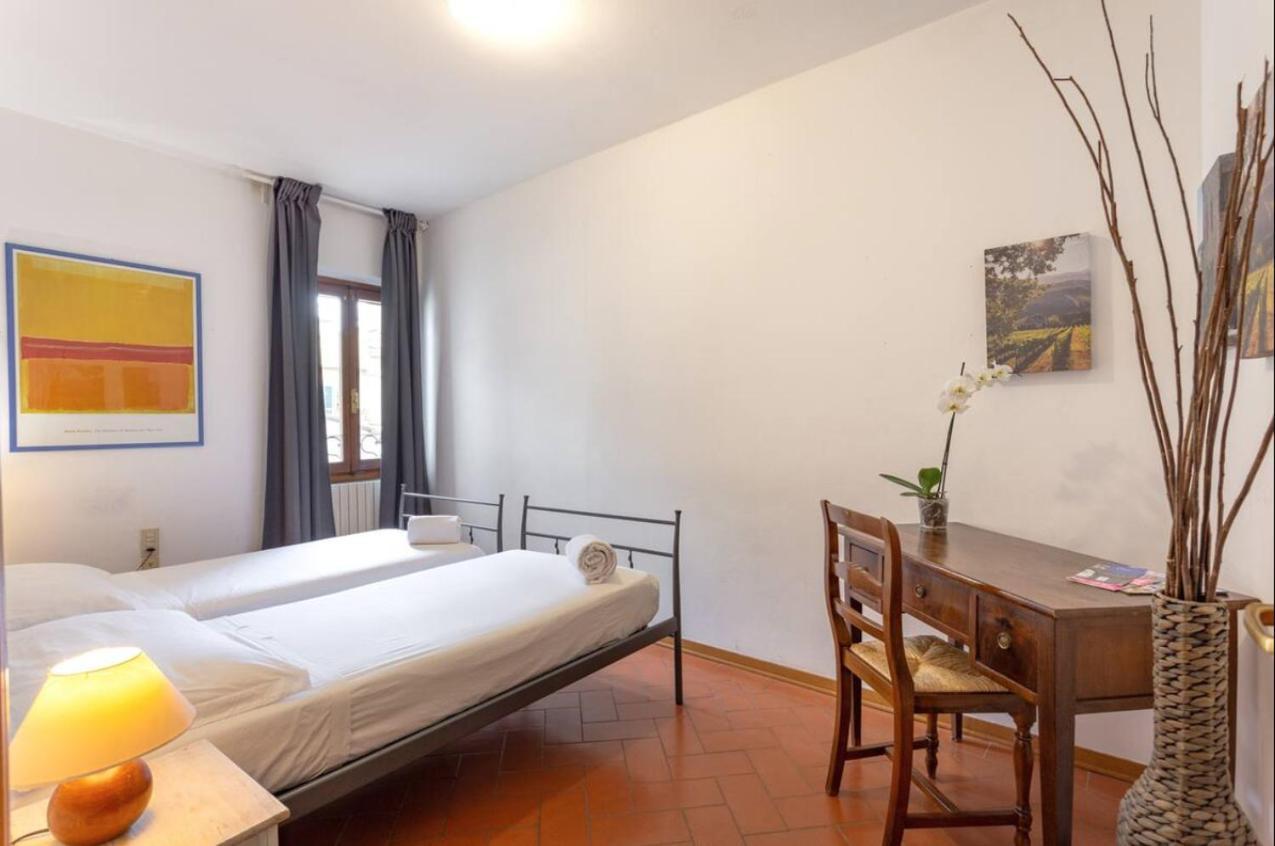 Via Ricasoli Apartment, Next To Accademia Florence Exterior photo